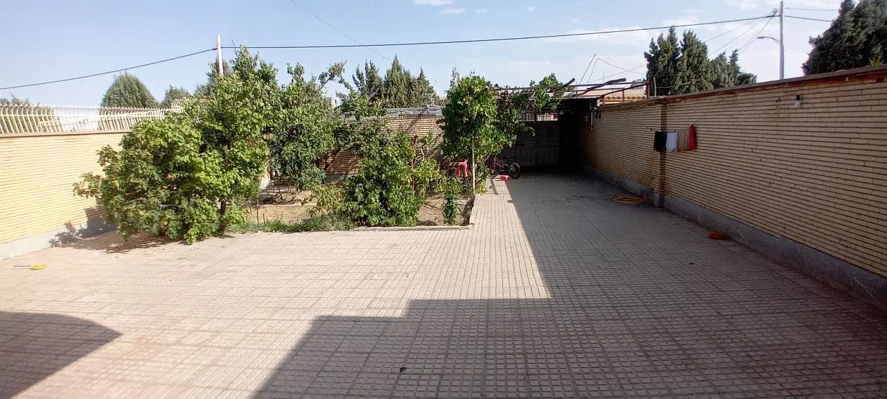 ویلا در اصفهان (شهر مجلسی )