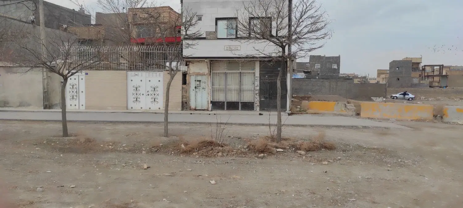 زمین ۲۰۰متر ملکی پنجتن ۴۷