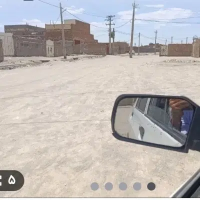 زمین فروشی