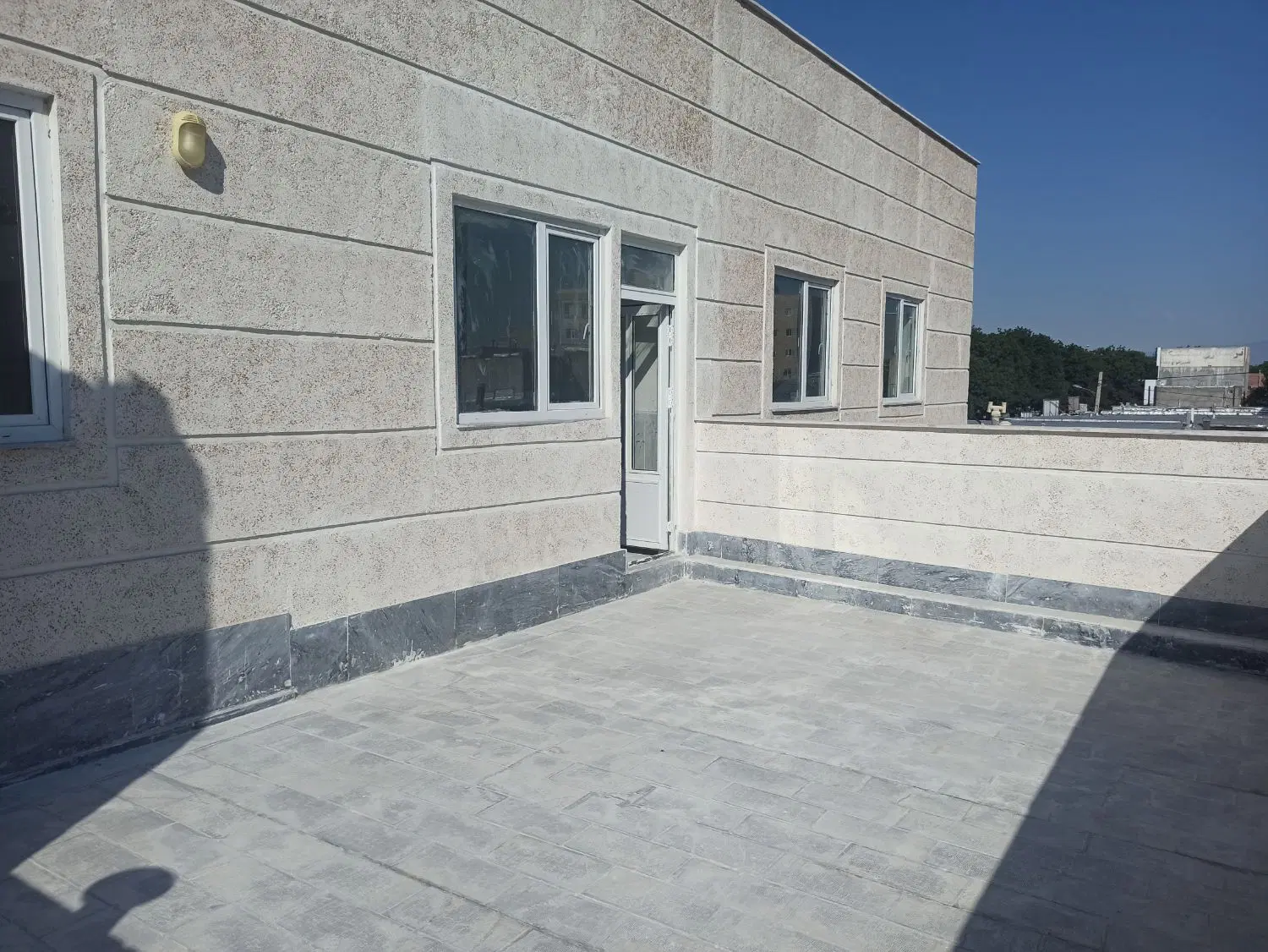 واحد خدماتی برای اجاره