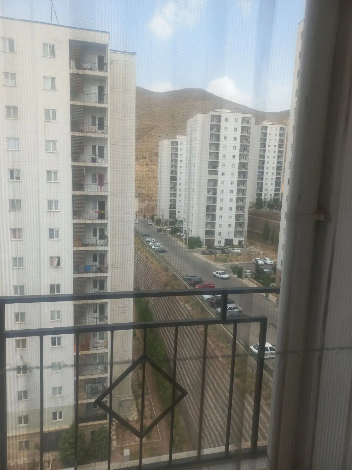 اجاره زون ۵ بلوار فردوسی طبقه نهم فول کناف