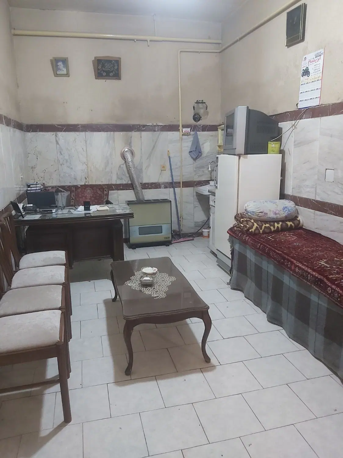 مغازه فرش فروشی