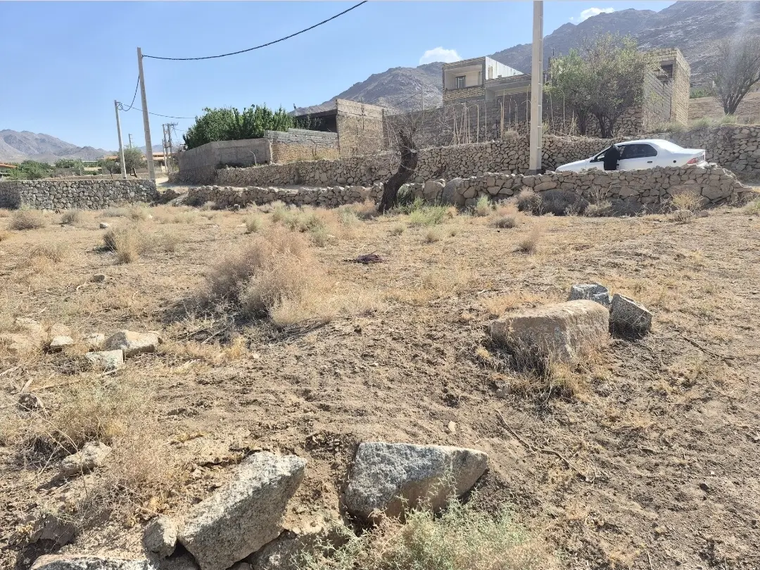 زمین ۲۸۰ متری سانیج