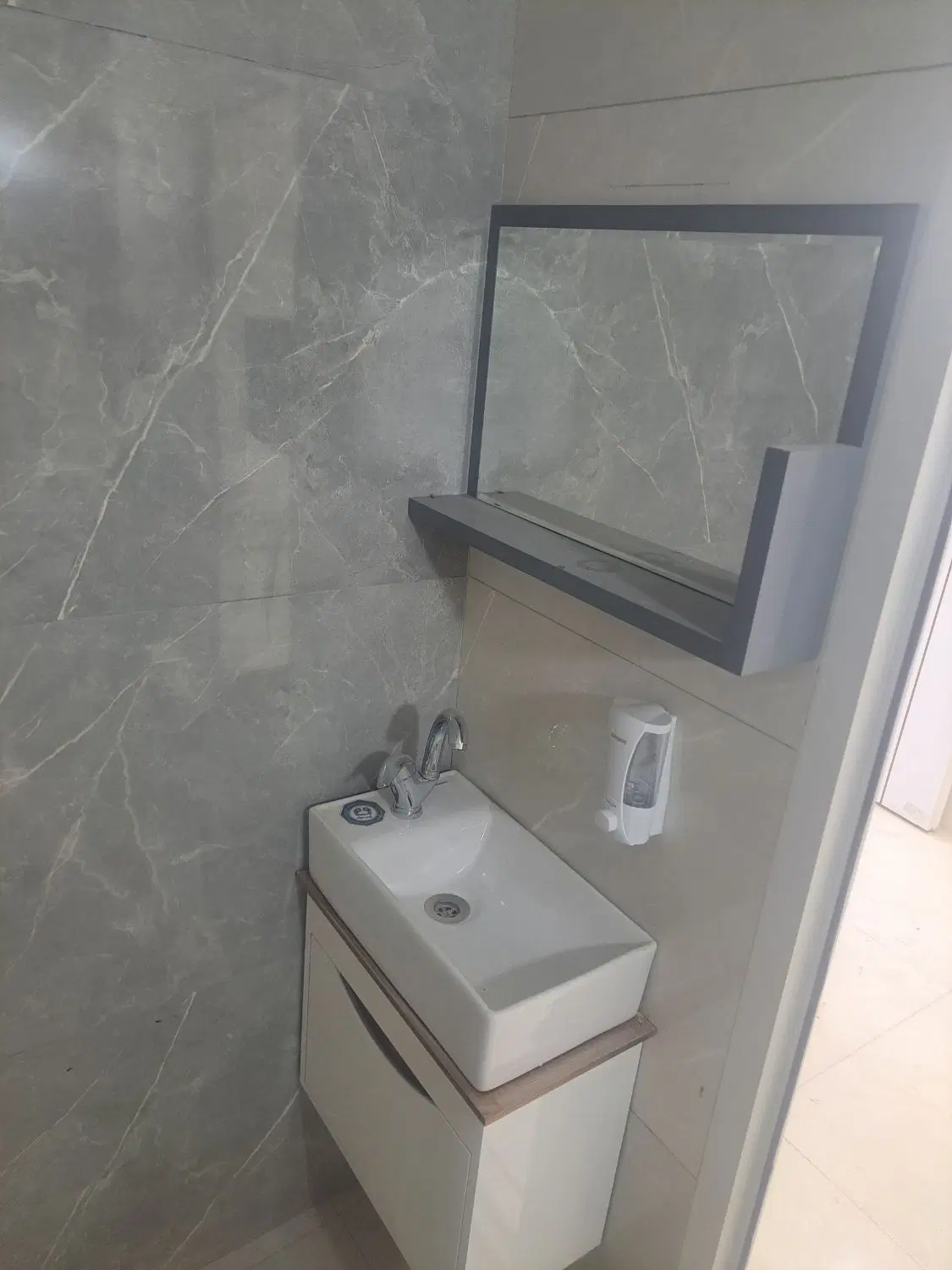 ویلایی نقلی ی خوابه
