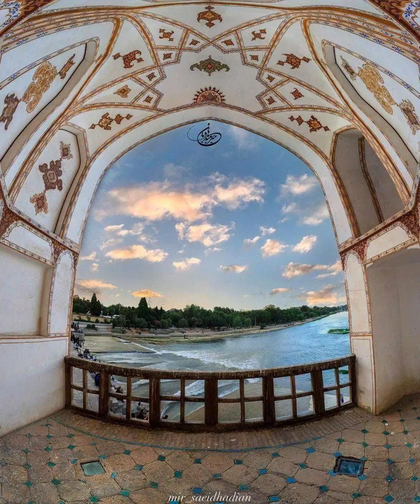 خانه کلنگی