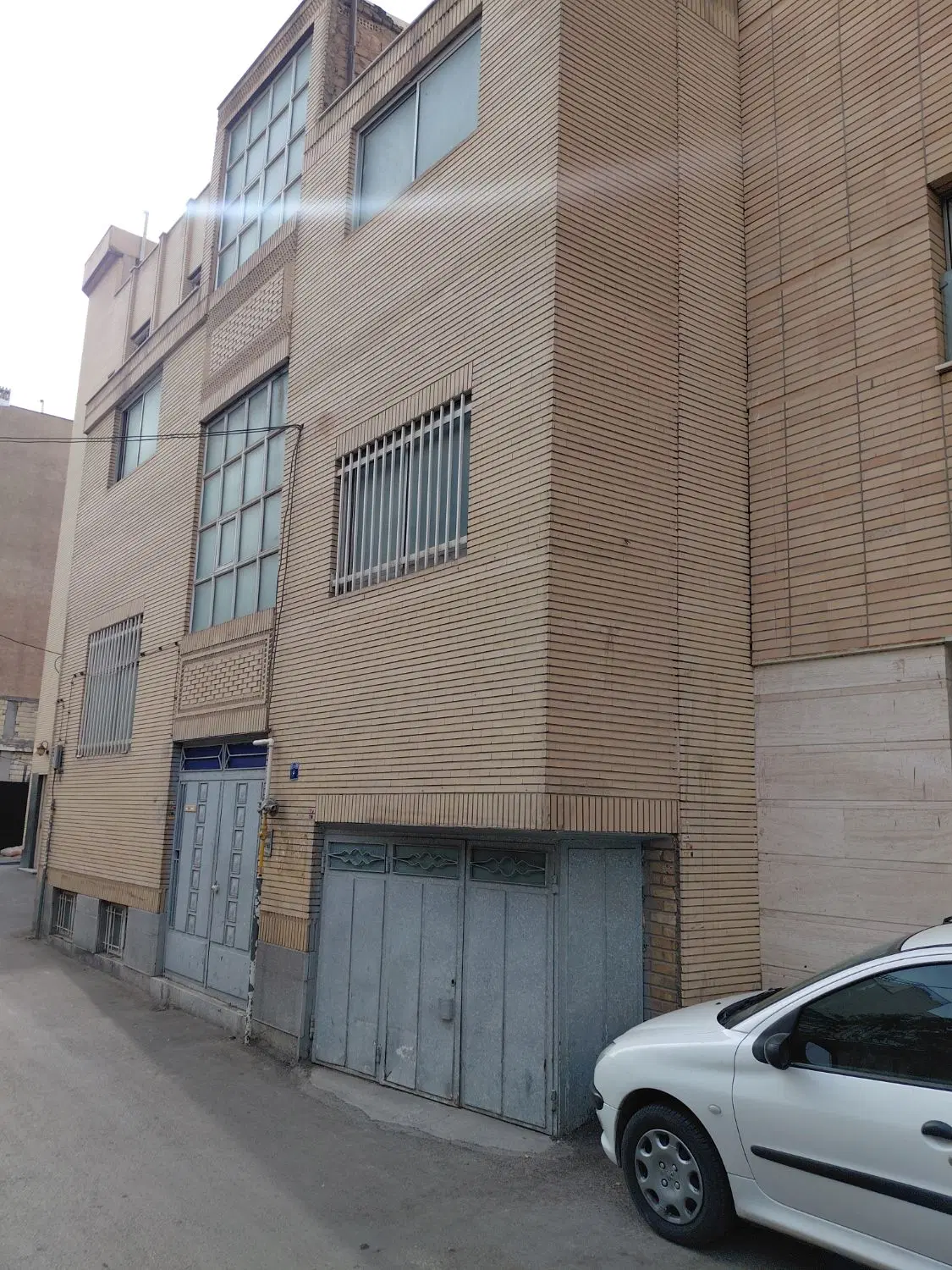 منزل مسکونی