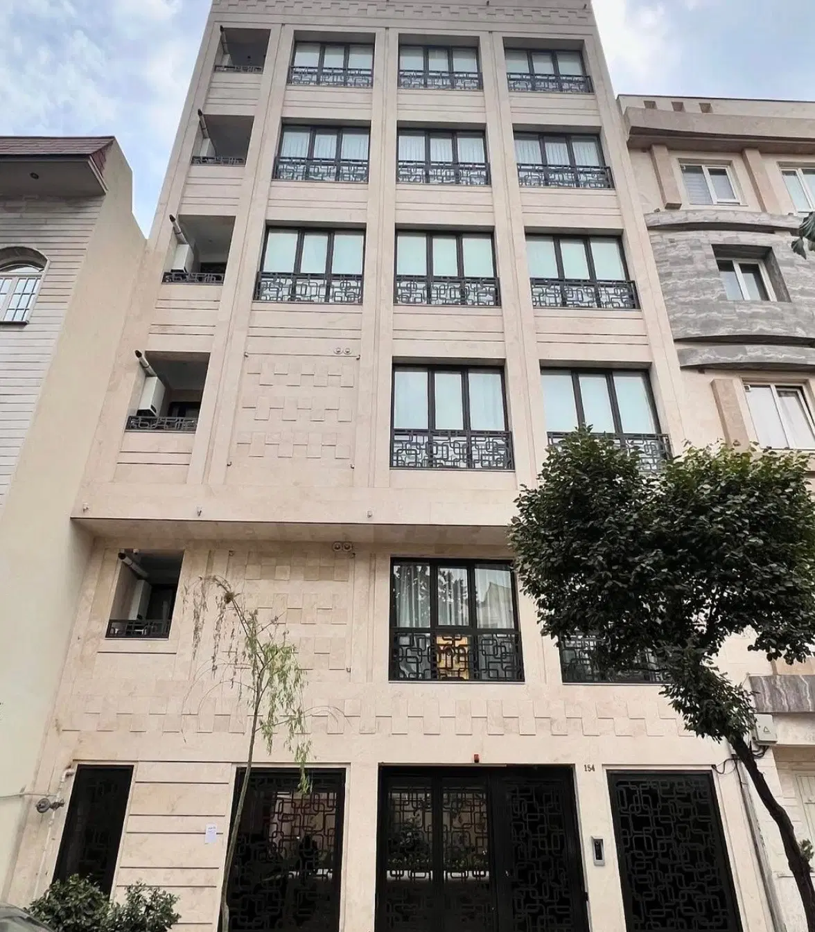 فروش واحد ۸۰ متری،سنددار