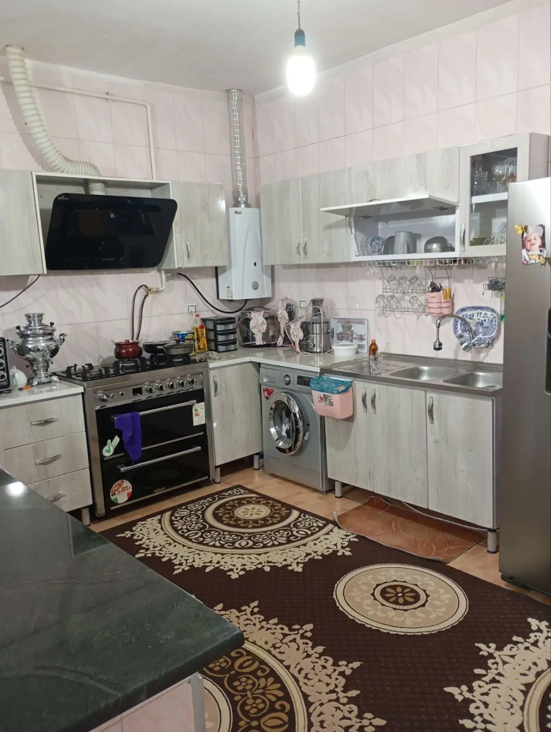 خانه ۹۰ متری بین شهرداری و نوکان