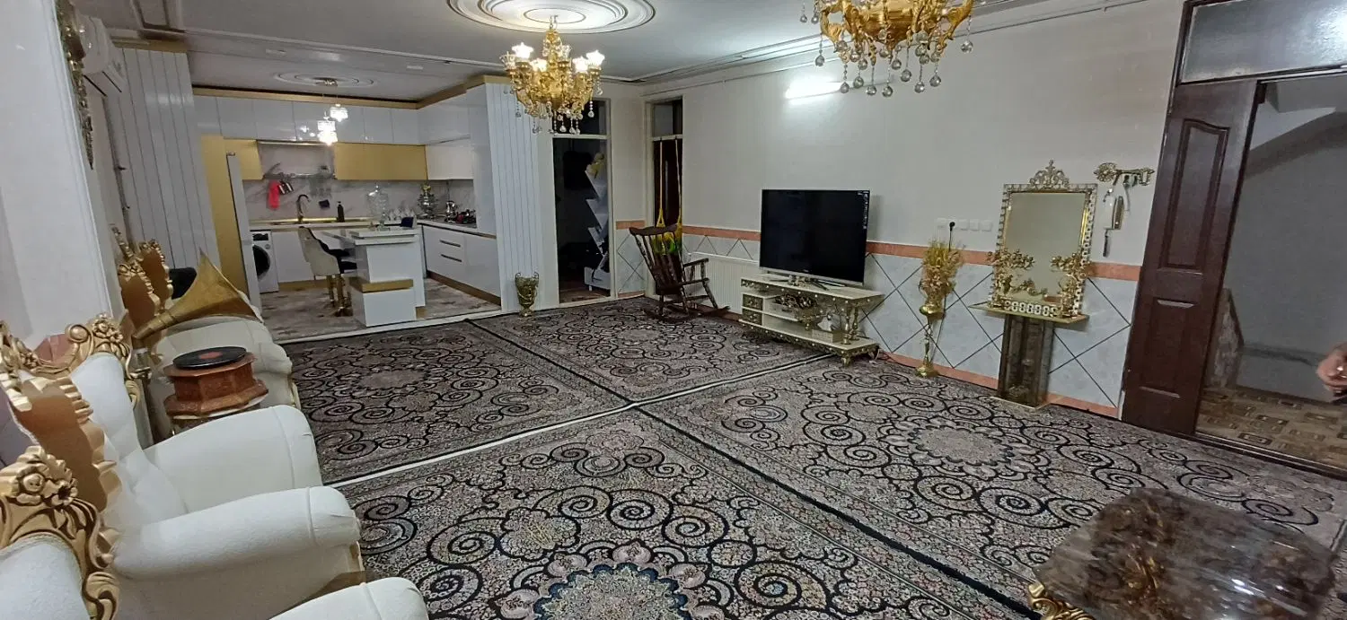 فروش سه طبقه مستقل، فول امکانات  کوی خرداد