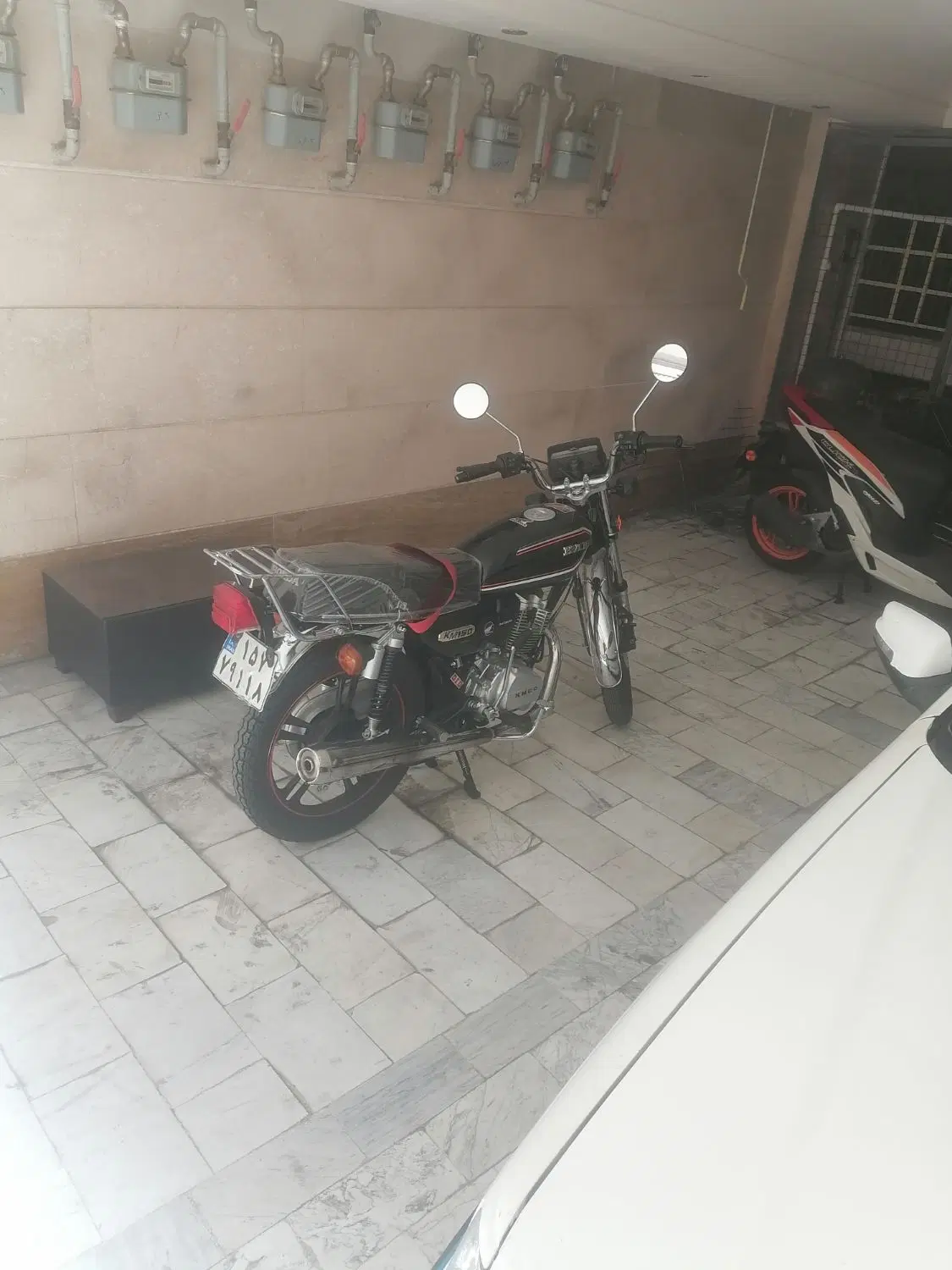 اجاره یک جای پارکینگ