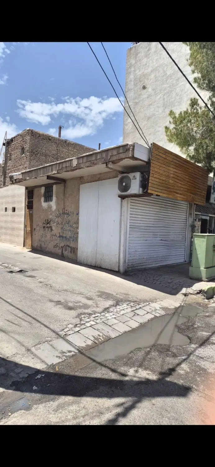 فروش یک باب مغازه واقع در خیابان شهید بهشتی