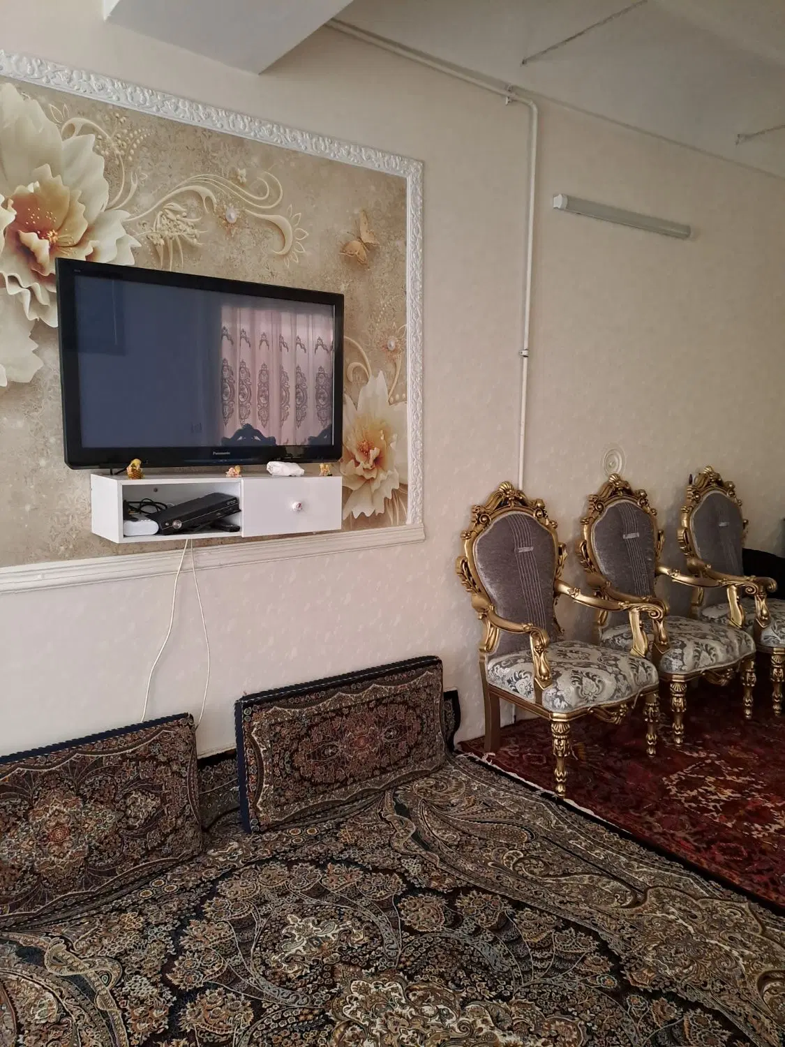 ۱۷۵ متر در خاکفرج