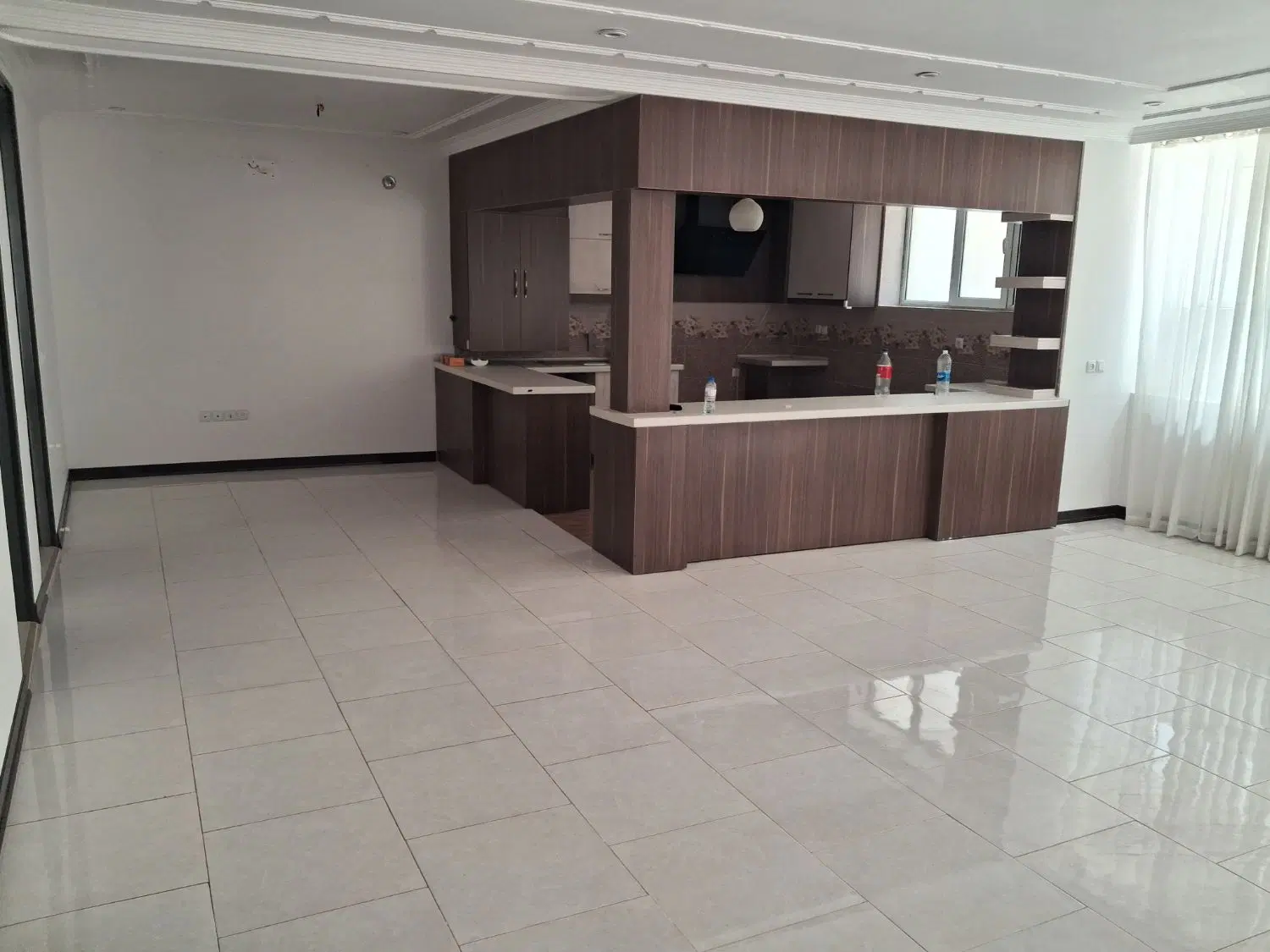 اجاره ای نیم طبقه