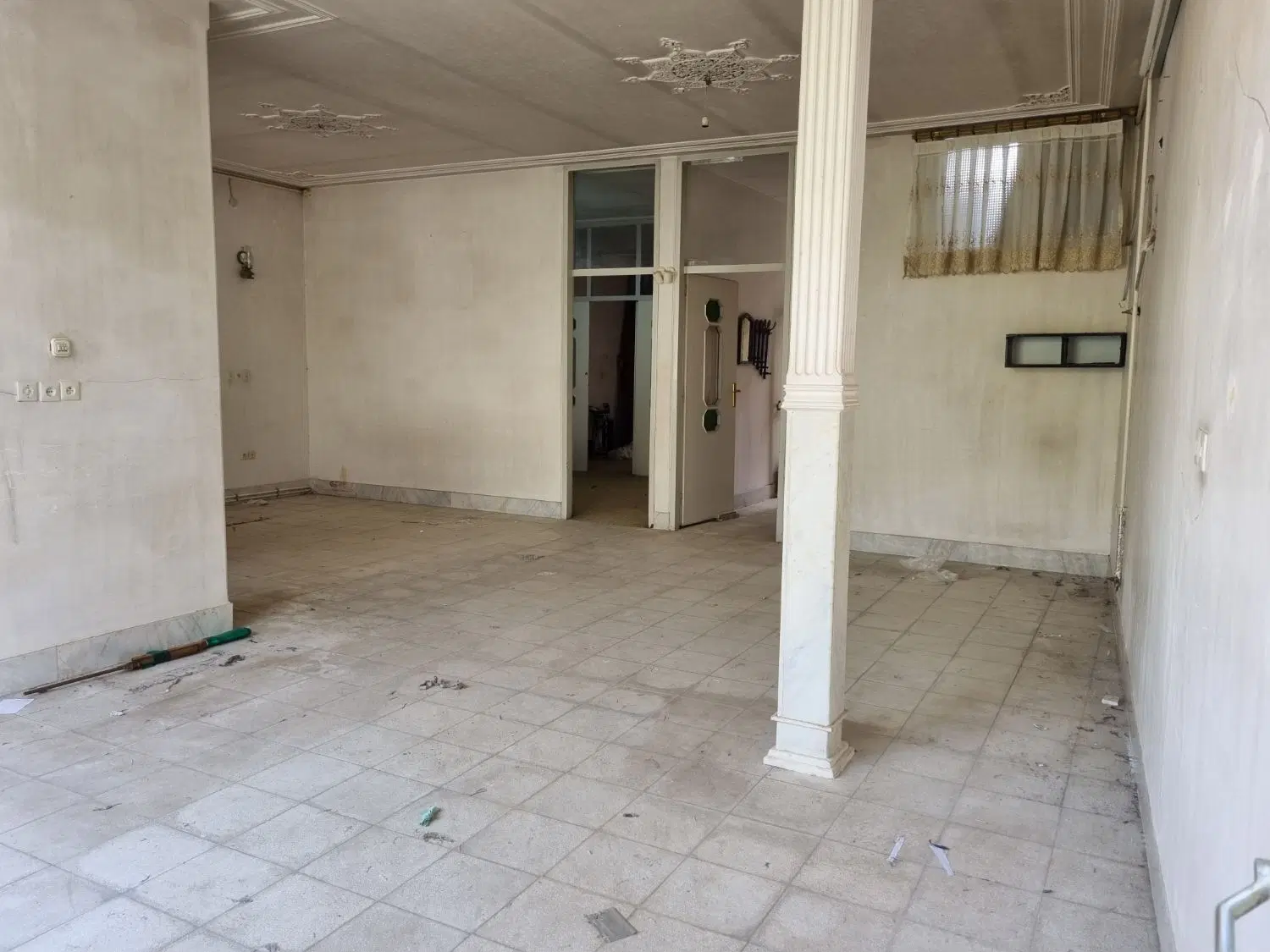 فروش ملک مسکونی ۱۷۰ متری با سند شش‌دانگ