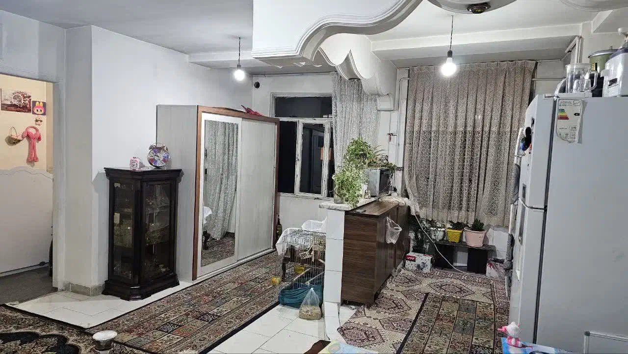 یک باب آپارتمان ۵۰ متری سند دار