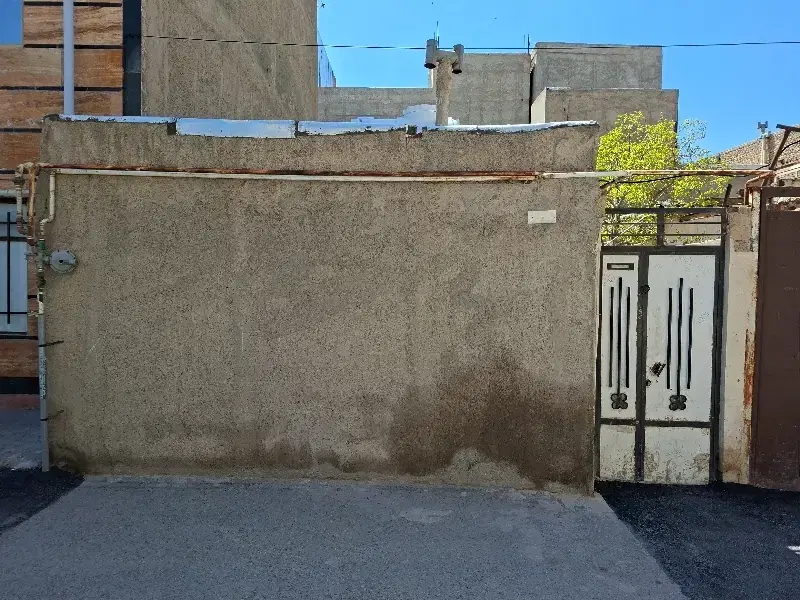 خانه ویلایی کلنگی