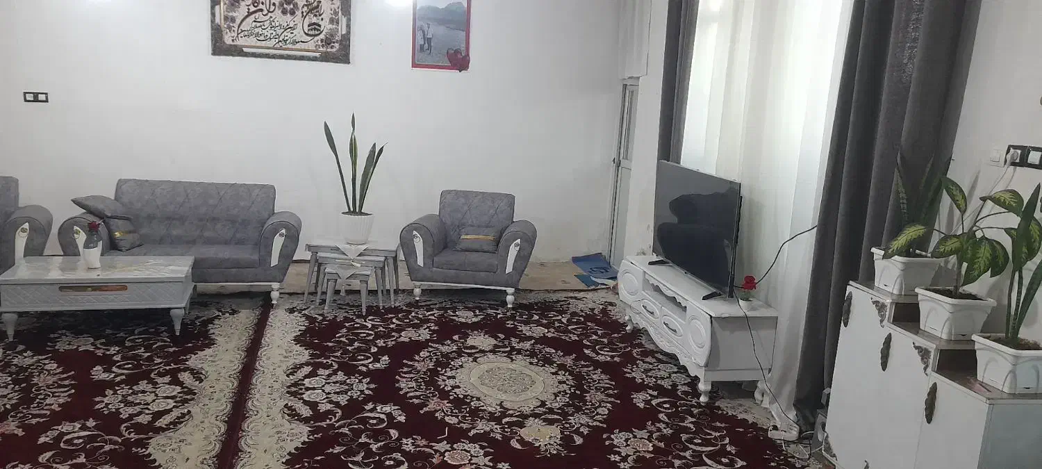 خانه ۸۰ متری در بیستون