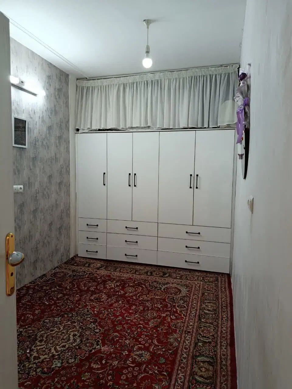 آپارتمان ۹۰متری فرامرز بازسازی شده‌ نزدیک‌حاشیه
