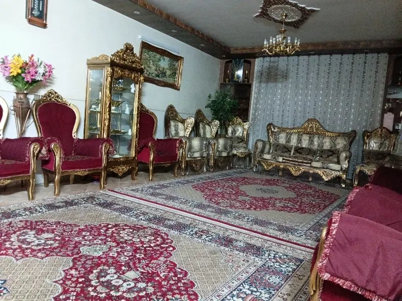 ۳طبقه بر خیابان رباط سوم
