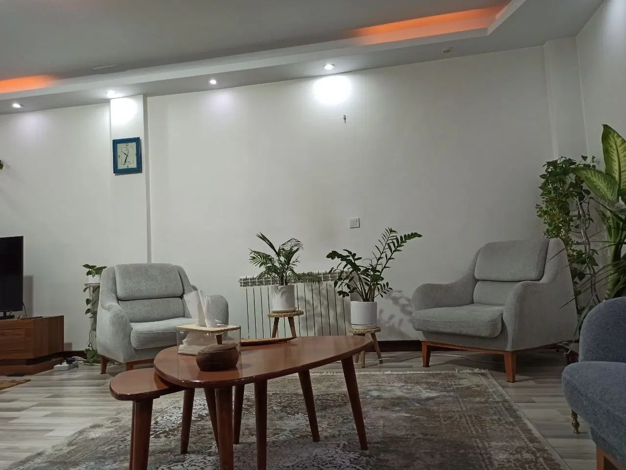 با سلام ، فروش یک واحد آپارتمان در فاز ۱
