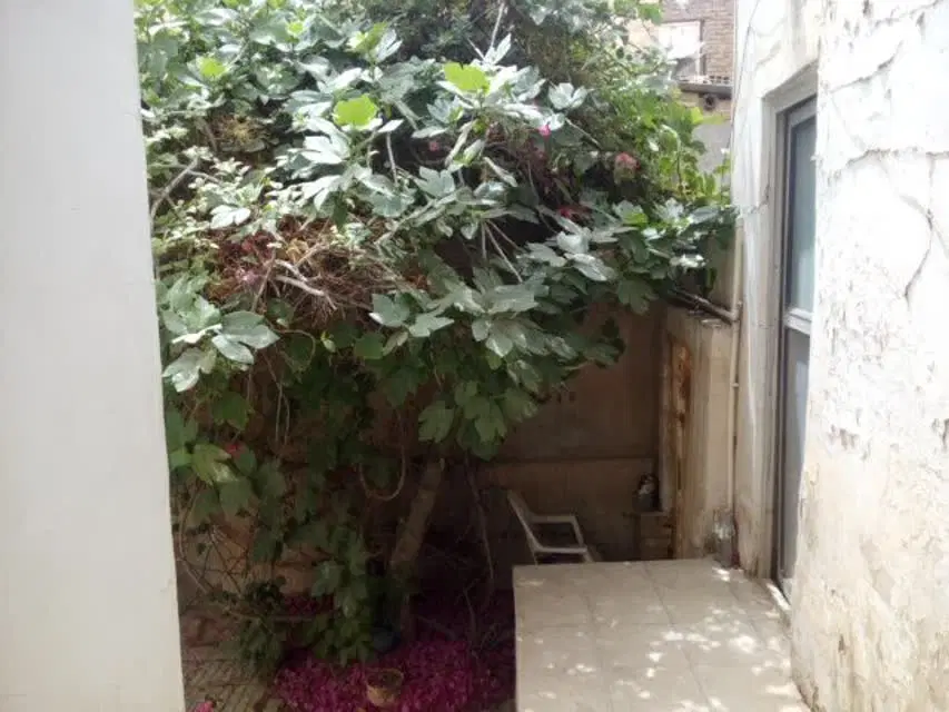 خانه ی مسکونی در مرکز شهر خیابان باباافضل