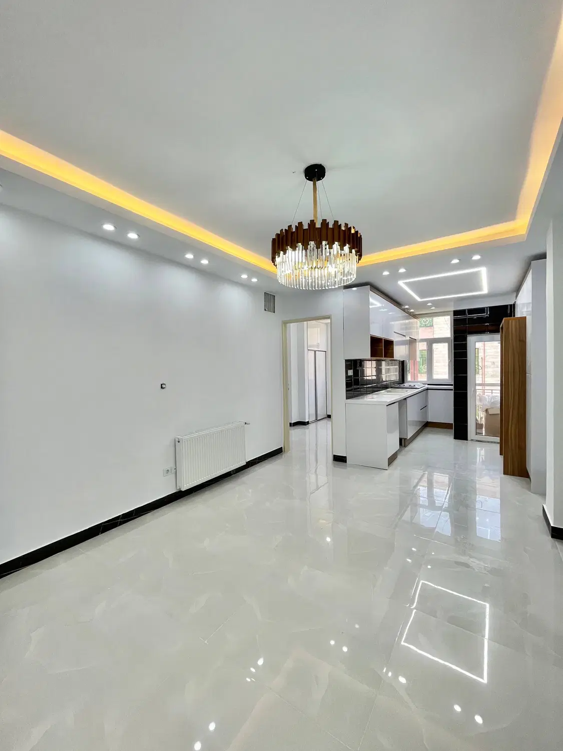 ۴۵متر _ روبه نما اصلی آسانسور پارکینگ