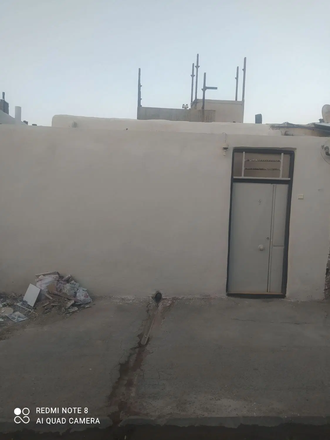 حیاط50متردرکوچه‌بهداشت
