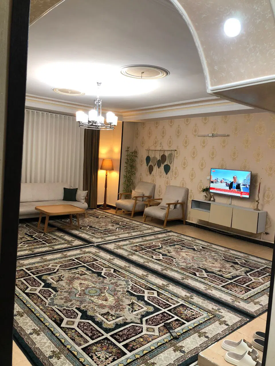 آپارتمان ۸۳متری روبه نماطبقه دوم کوچه تختی دوم