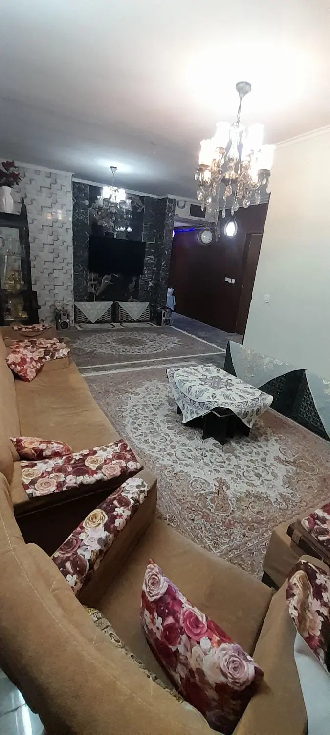 آپارتمان ۹۰ متره جنوبی
