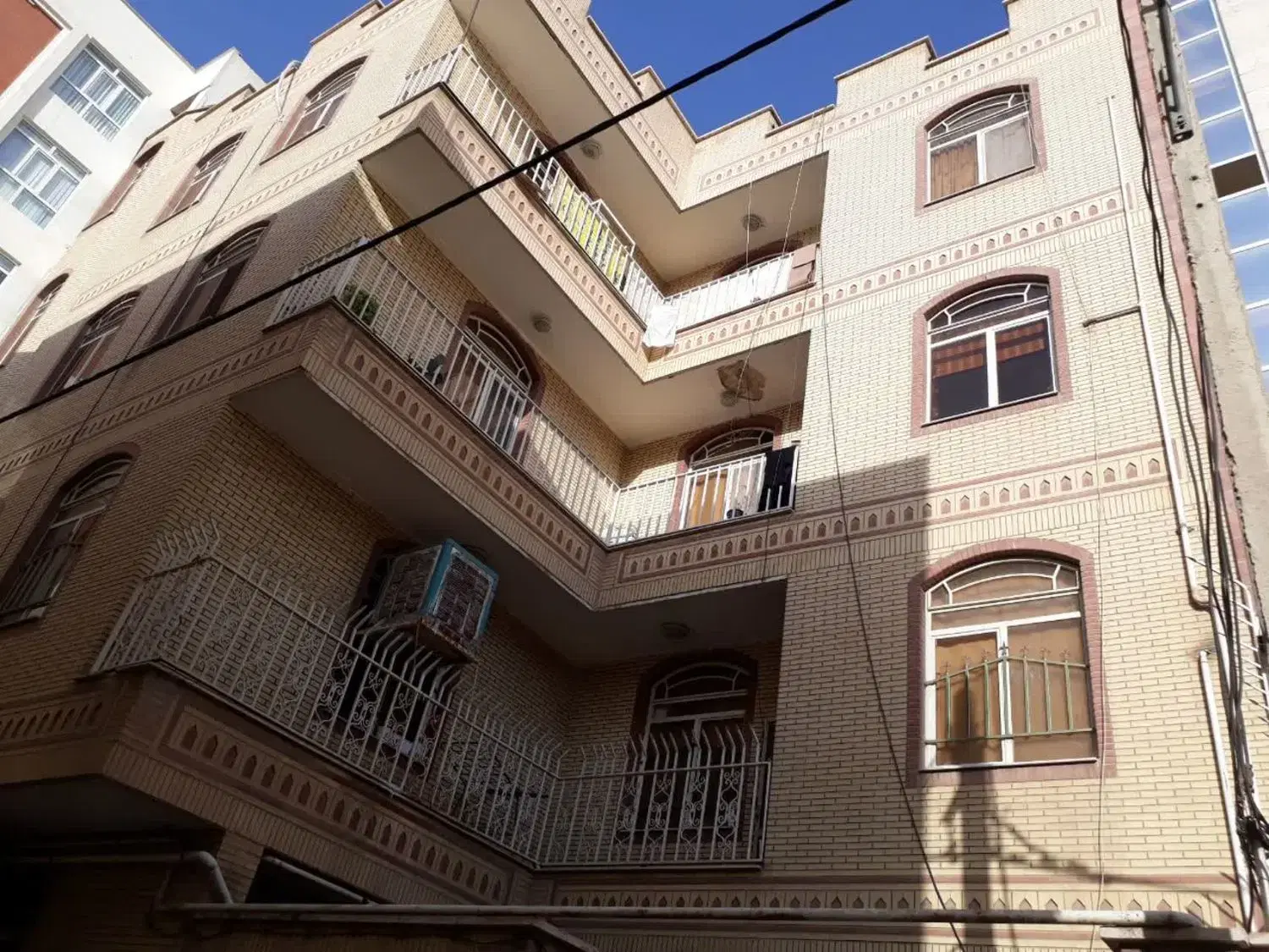 فروش آپارتمان ۱۵۰ متری