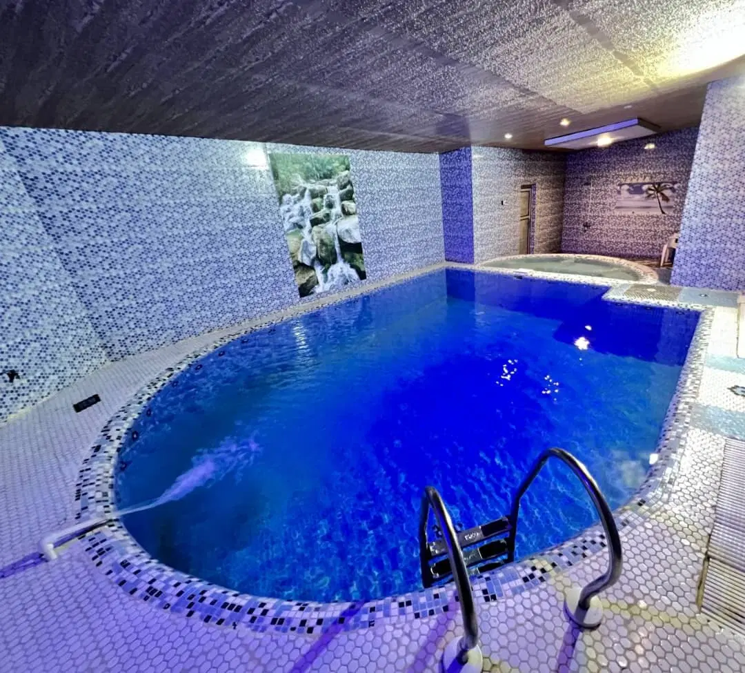اجاره شبانه دوخوابه استخر جکوزی