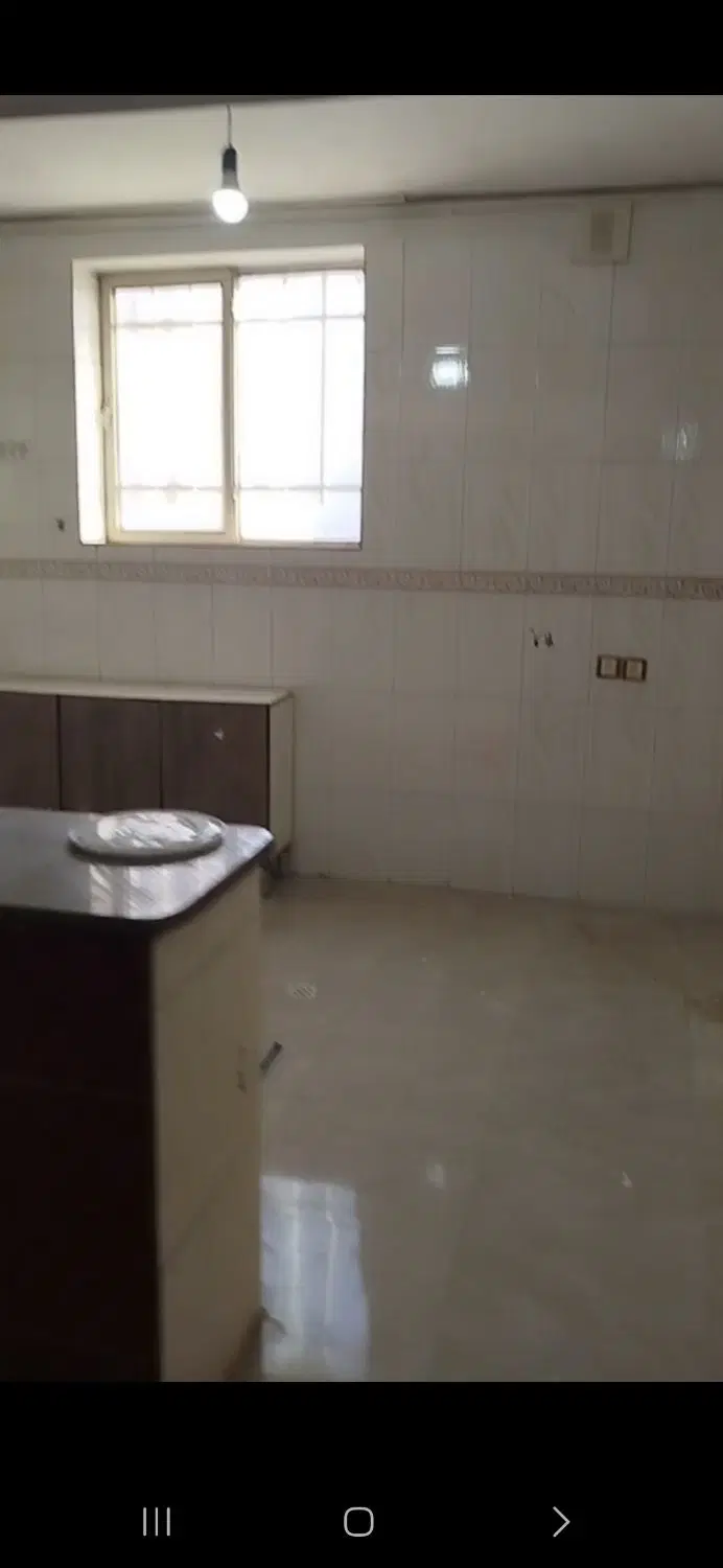 ساختمان۶۰متری
