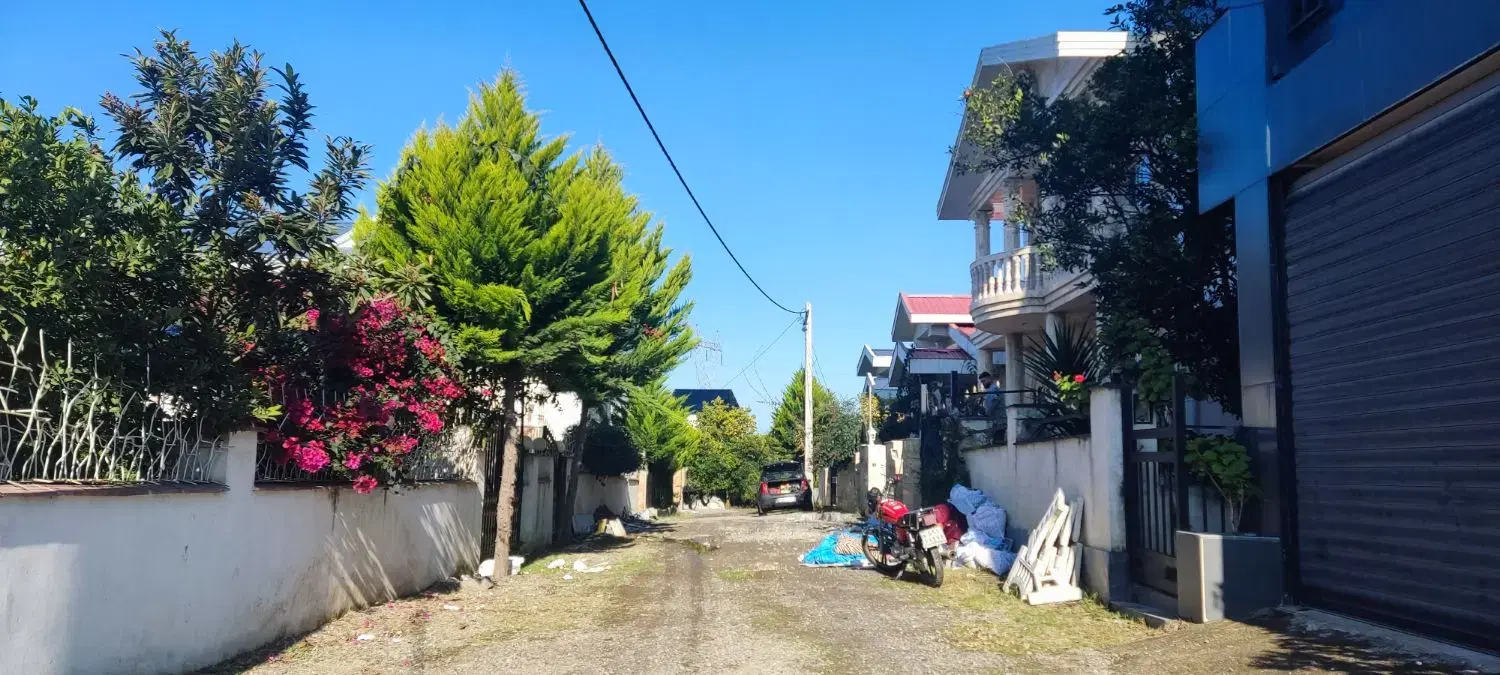 ۲۵۰ متر زنگیشامحله  سند دار کاربری مسکونی