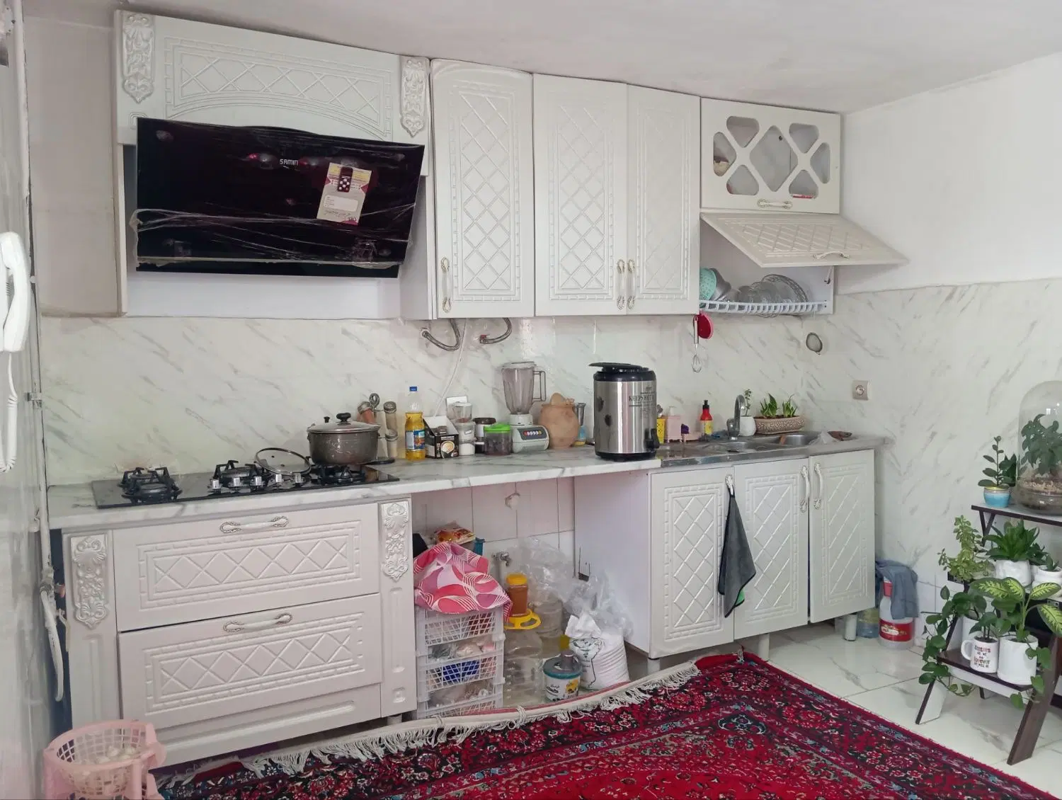 واحد وکالتی حدودا 50 متری