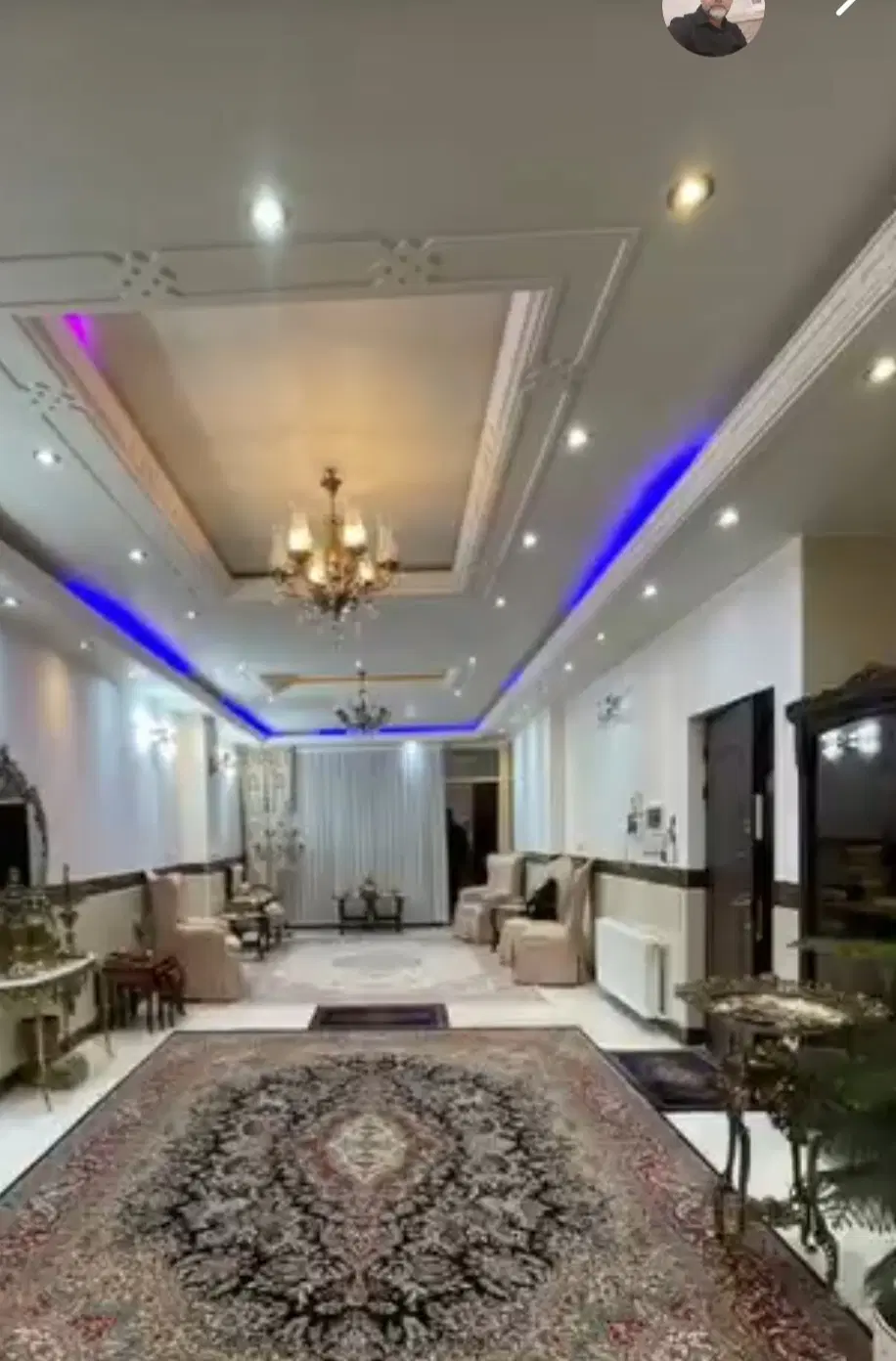 یک واحد ۱۶۷ متری طبقه اول بر اصلی خیابان بهشتی