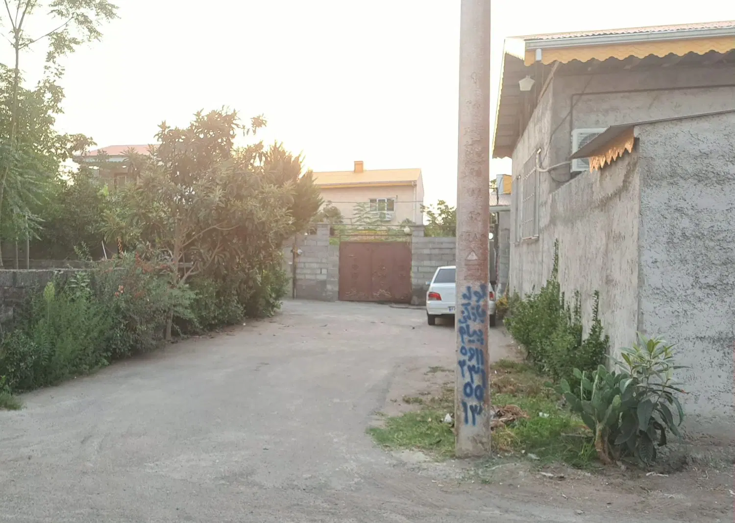 زمین فروشی