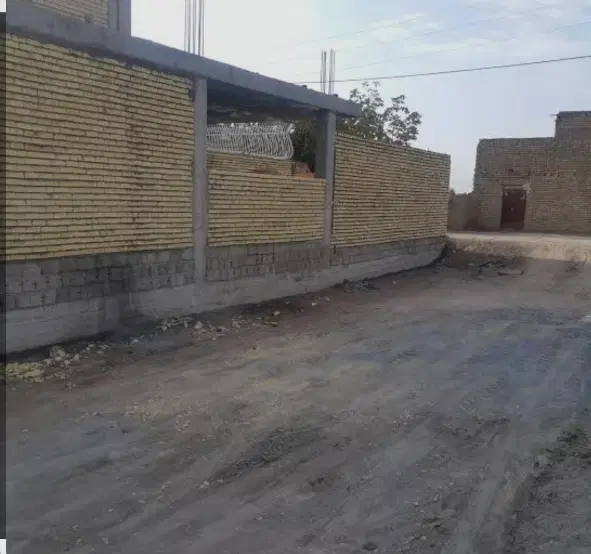 زمین فروشی