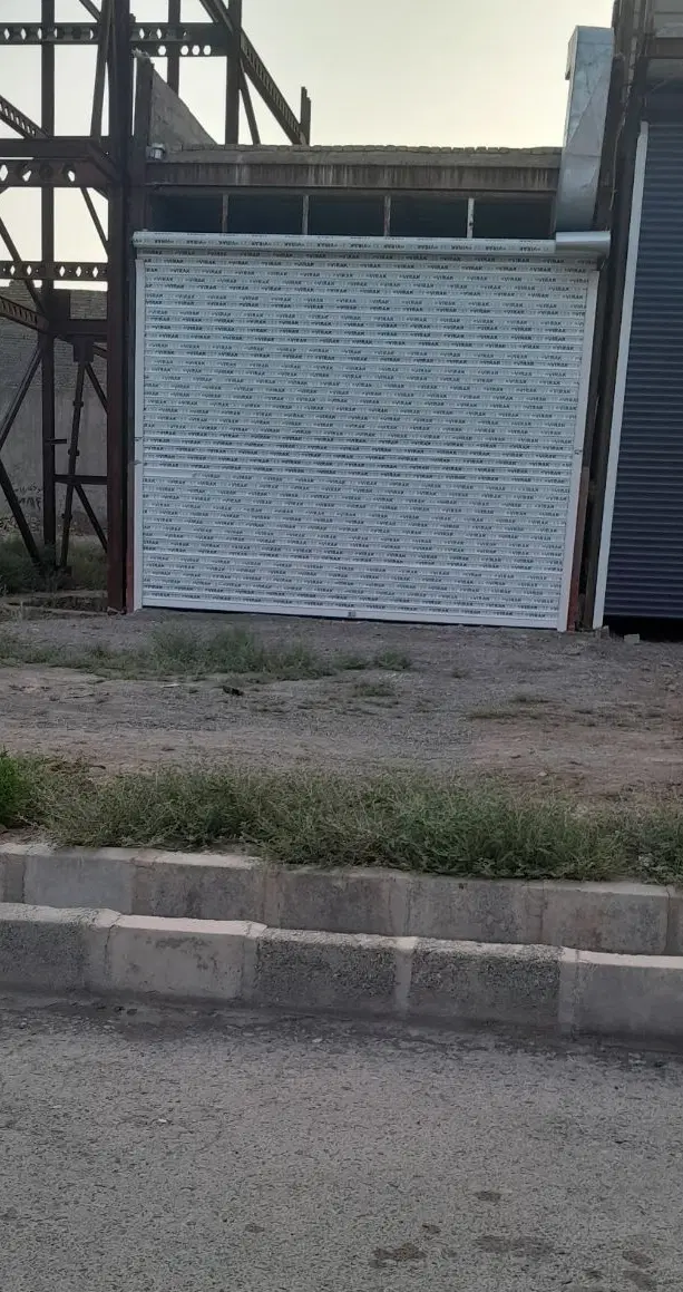 یک باب مغازه شهر سبزوار در دست ساخت  ۸۰ متر