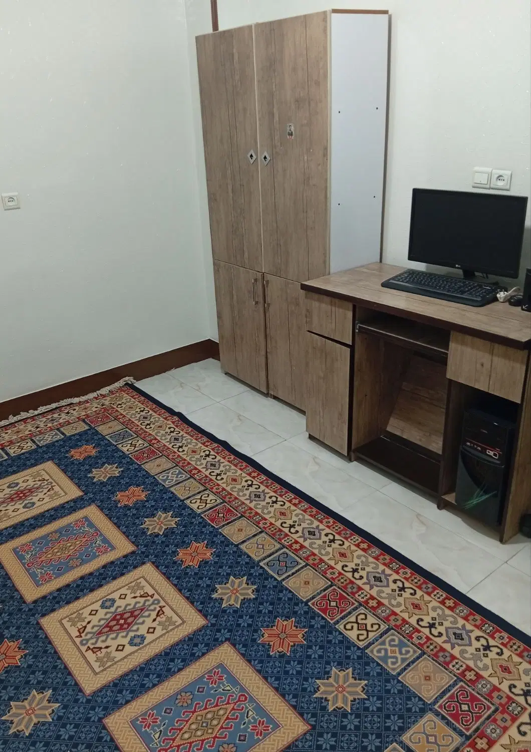 آپارتمان 124 متری _ به همراه مغازه تجاری 13متری