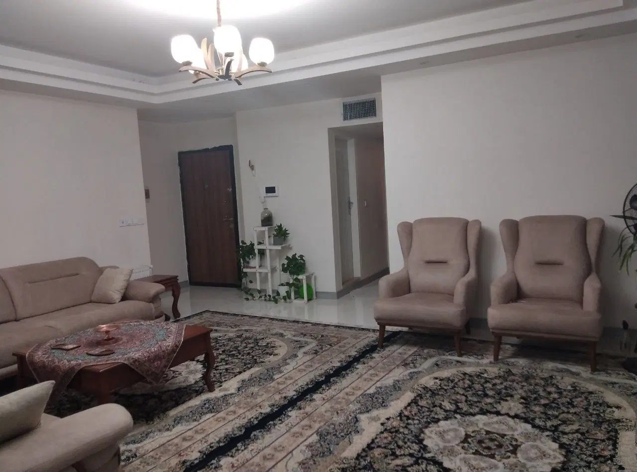 فروش ۷۷متری سراسر نور