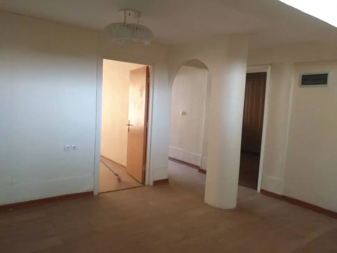 اجاره واحد اداری بر روی خیابان داریوش