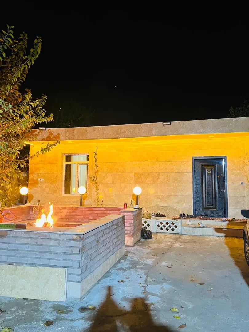 ۱۰۰۰ متر باغ زیبا