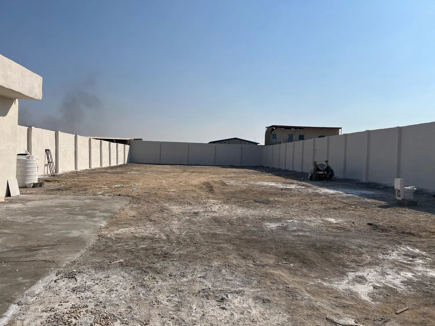 زمین مسکونی و تجاری تنگک ۱ خروجی۳بوشهر،خیابان صنعت