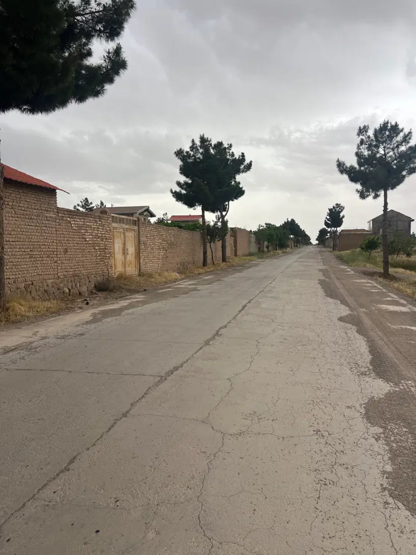 چهار  دیواری خیابان نازگل شهرک غار