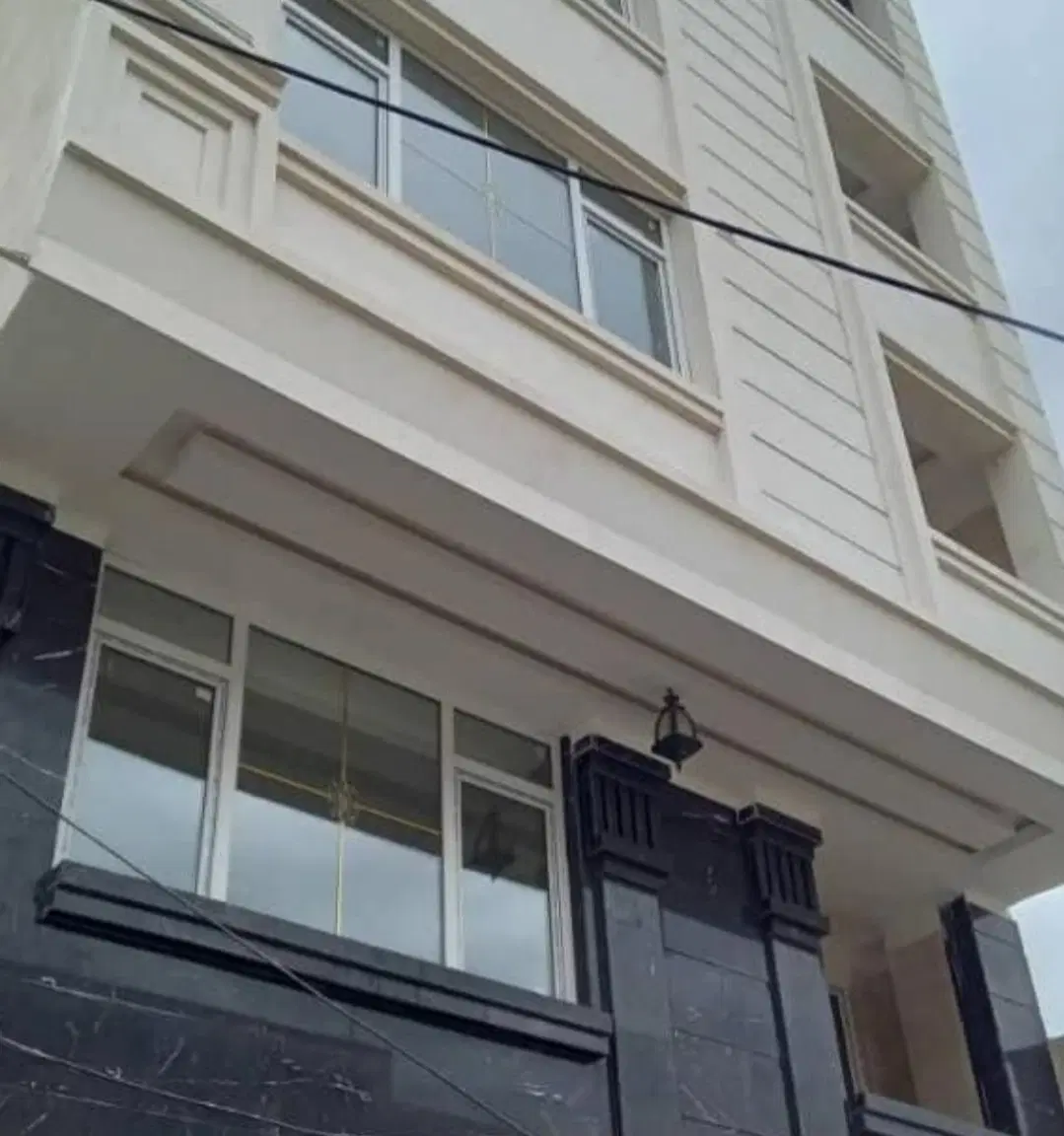 آپارتمان نوساز ۹۵ متری