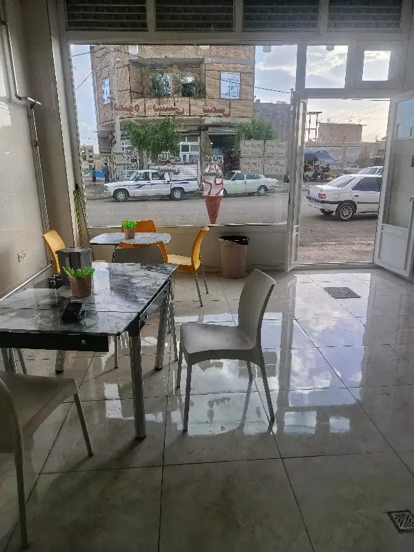واگذاری مغازه آبمیوه بستنی  روستای عزت اباد