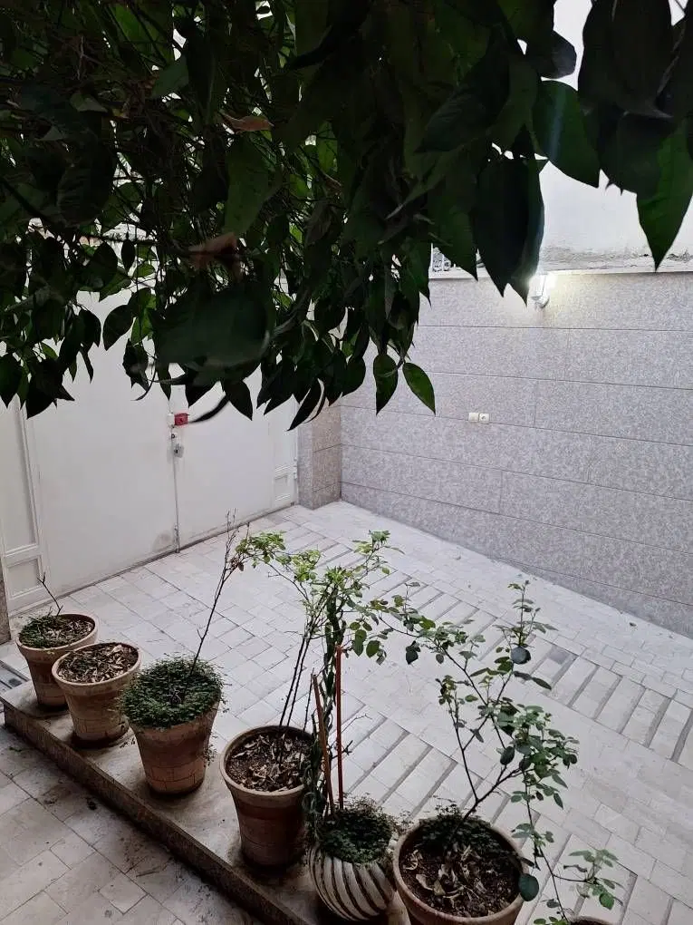 ۵۷ متر دوخواب ، پارکینگدار ، تک واحد