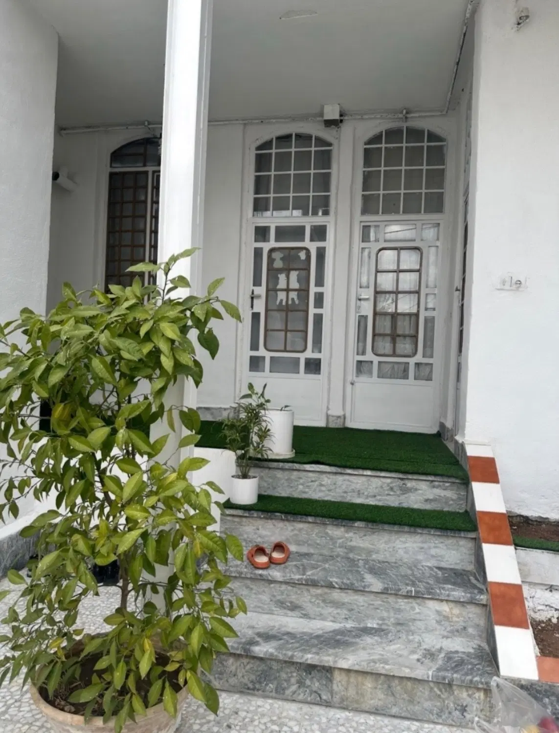 اجاره و‌ رهن خانه ویلایی ، همکف