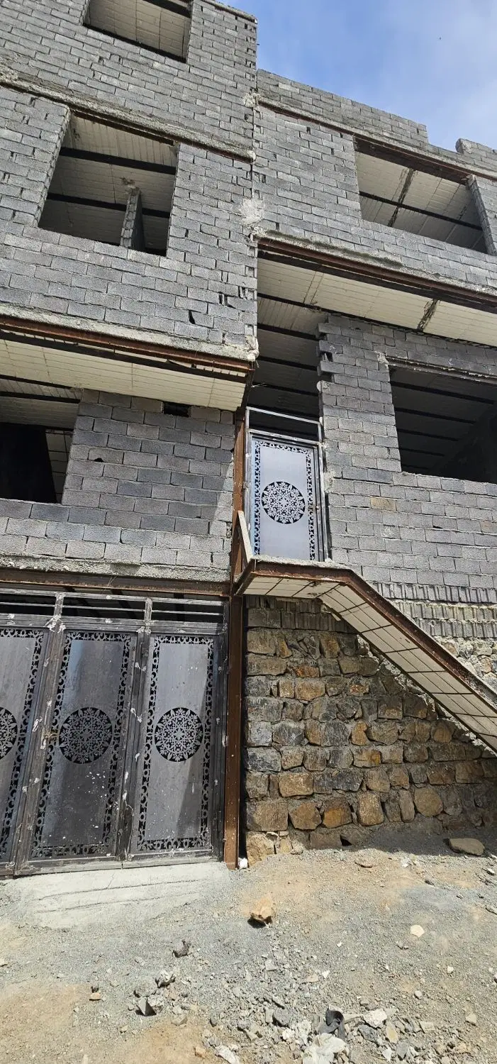 فروش ملک تجاری۱۸۰ متری