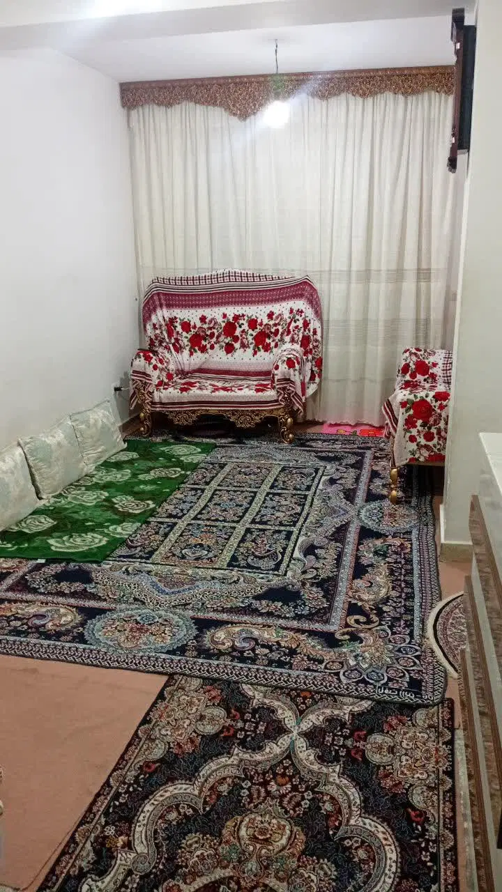 واحد آپارتمانی در اتوبان پاسداران ، مجتمع میلاد